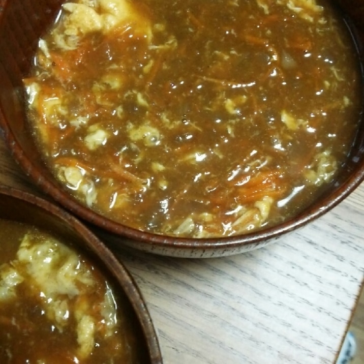 残ったカレーで卵スープ